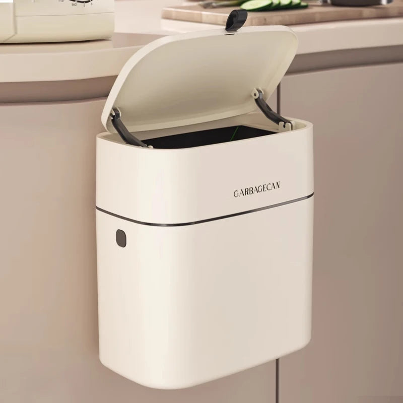 Lixeira Suspensa com Tampa Basculante