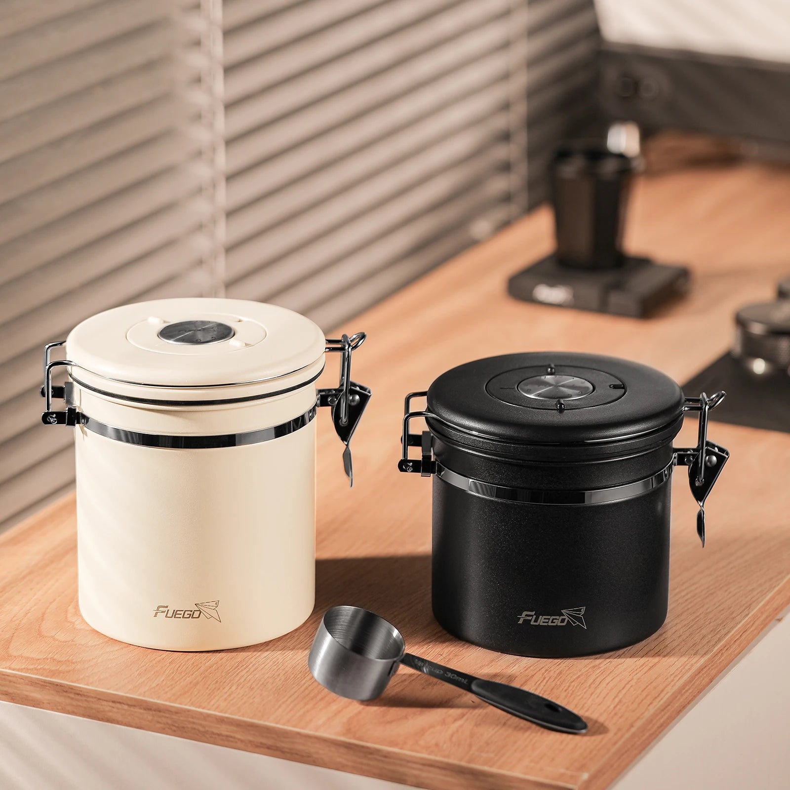 Pote Hermético de Café Fuego – Armazenamento em Aço Inox