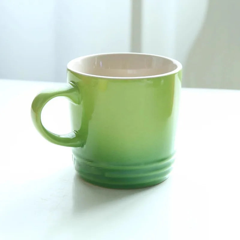 Caneca Macaron Glow – Caneca de Cerâmica Colorida 350ml com Degradê Estilo Macaron
