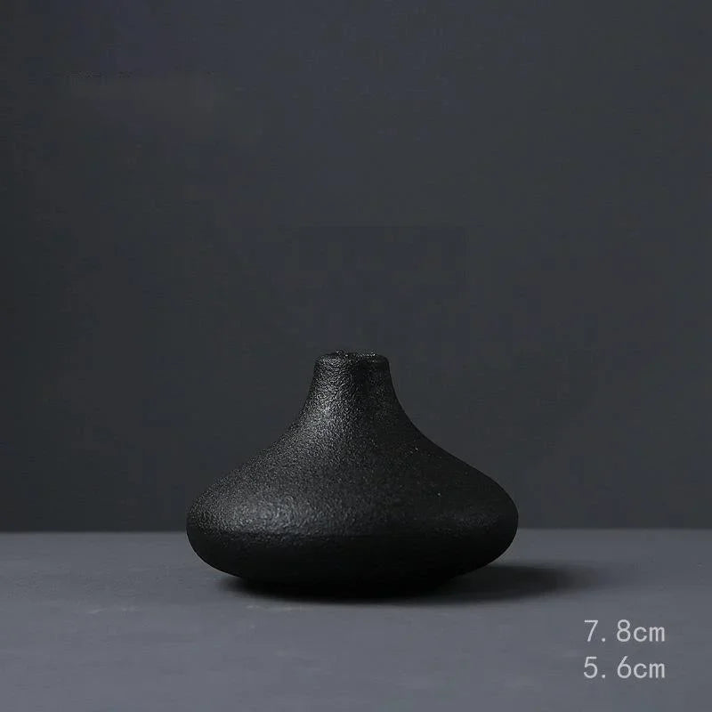 Kuro Hana™ – Vaso de Cerâmica Preto Estilo Japonês