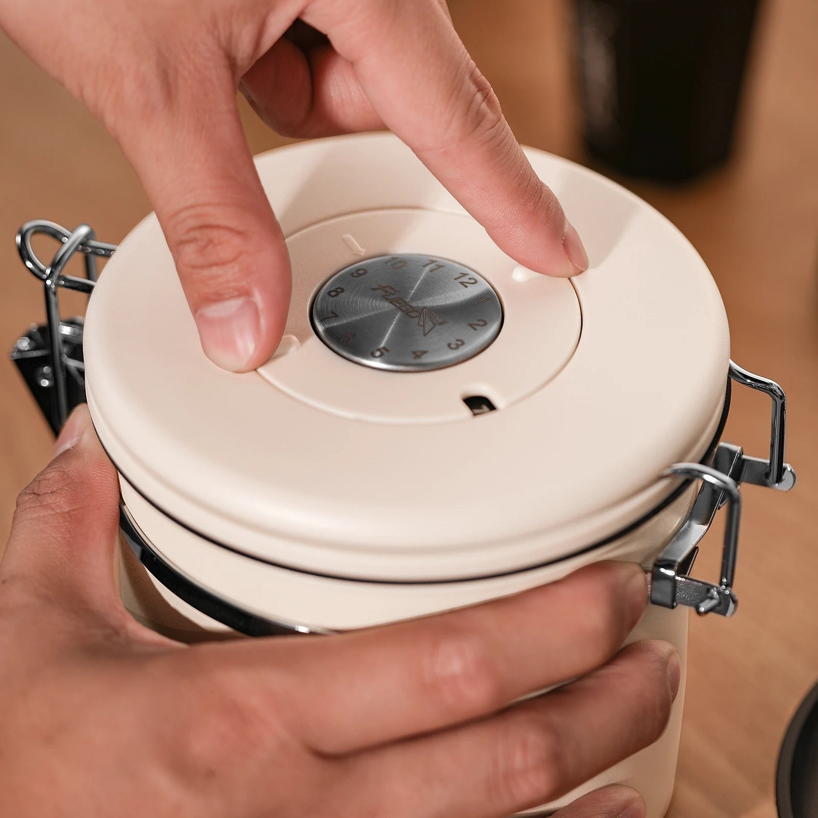 Pote Hermético de Café Fuego – Armazenamento em Aço Inox