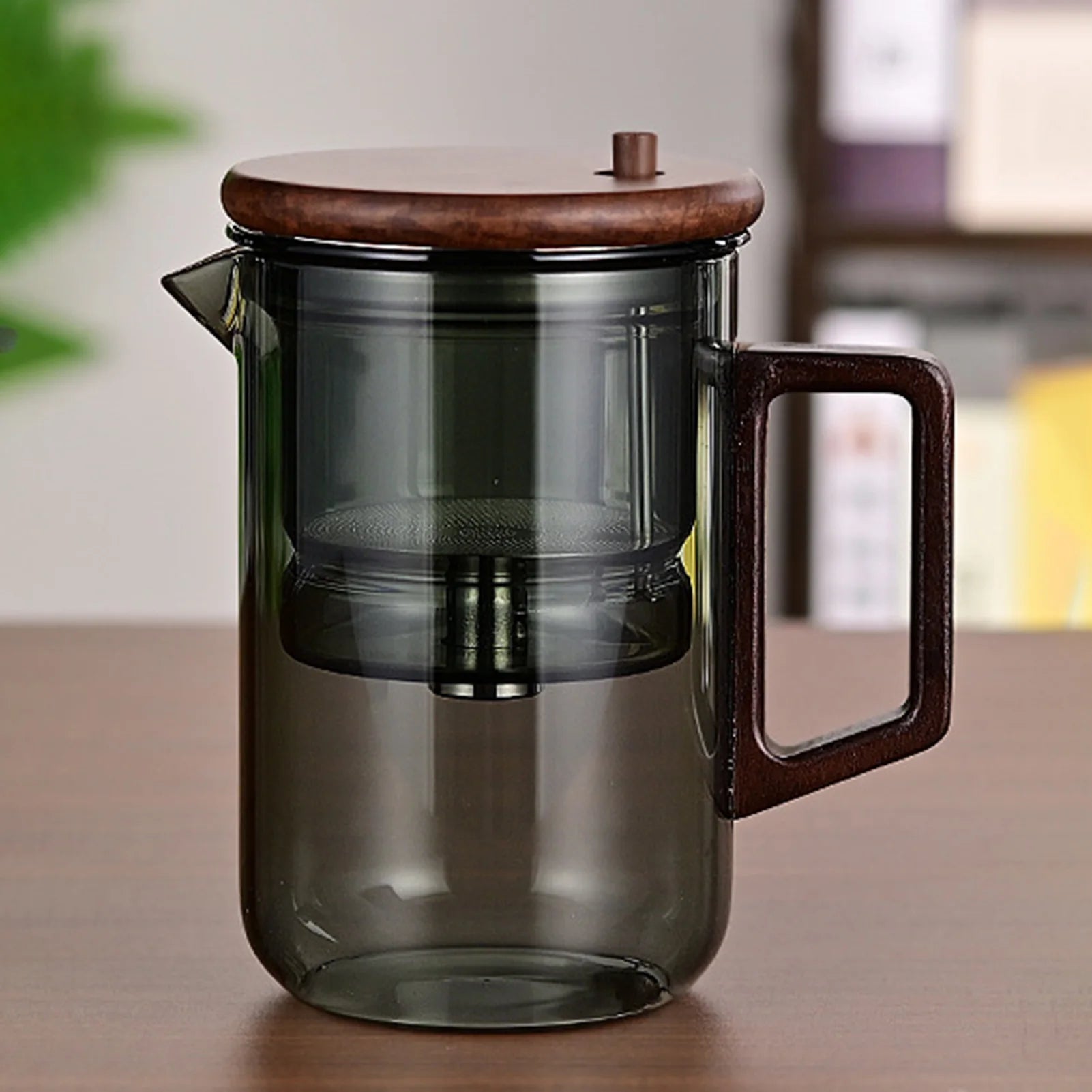 Infuséa – Bule de Vidro com Infusor, Alça de Madeira e Bico Antigotejamento