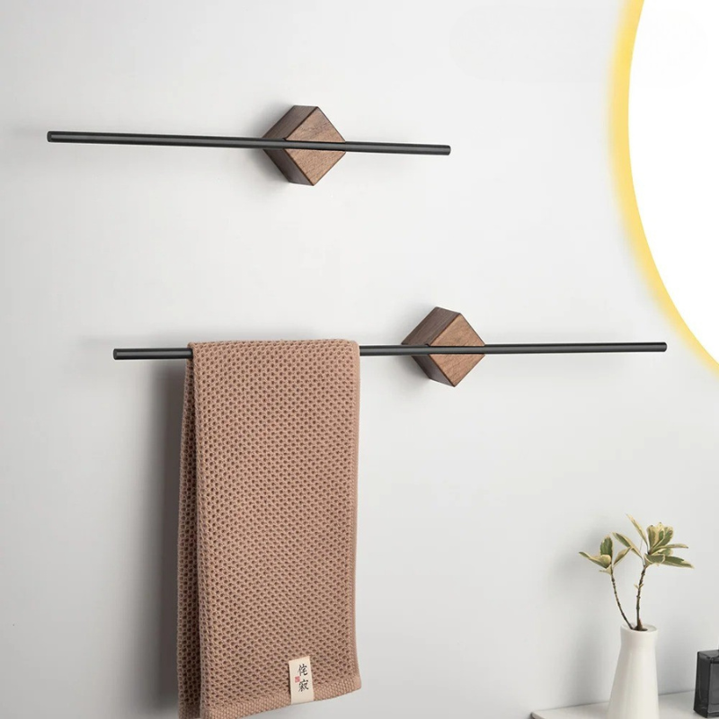 LuxWood Inox – Toalheiro de Parede com Acabamento em Nogueira