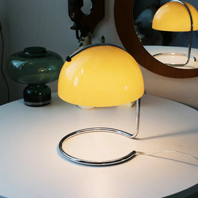 Vérra™ – Abajur de Mesa Estilo Bauhaus com Cúpula de Vidro